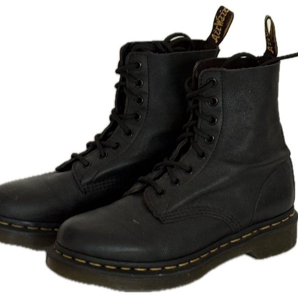 Dr. Martens Black Pascal black Pebbled leather, woman’s size 7 US (38 EU). EUC. - Picture 1 of 11